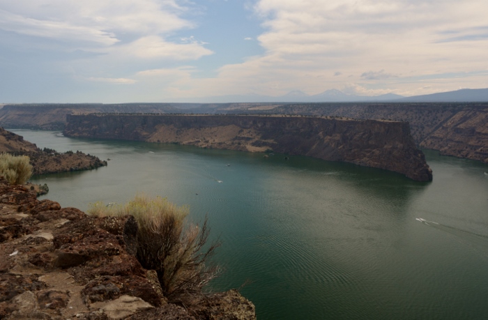 Lake Billy Chinook from the Tam-a-lau Trail